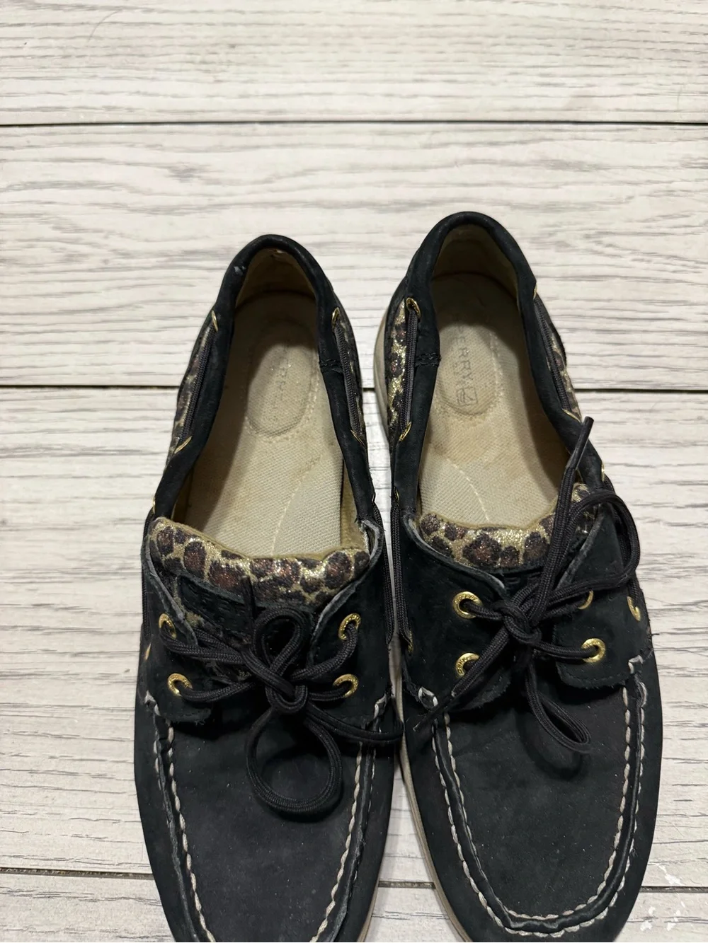Women’s Sperry Black Suede Boat Shoes with Leopard metallic Trim size 9